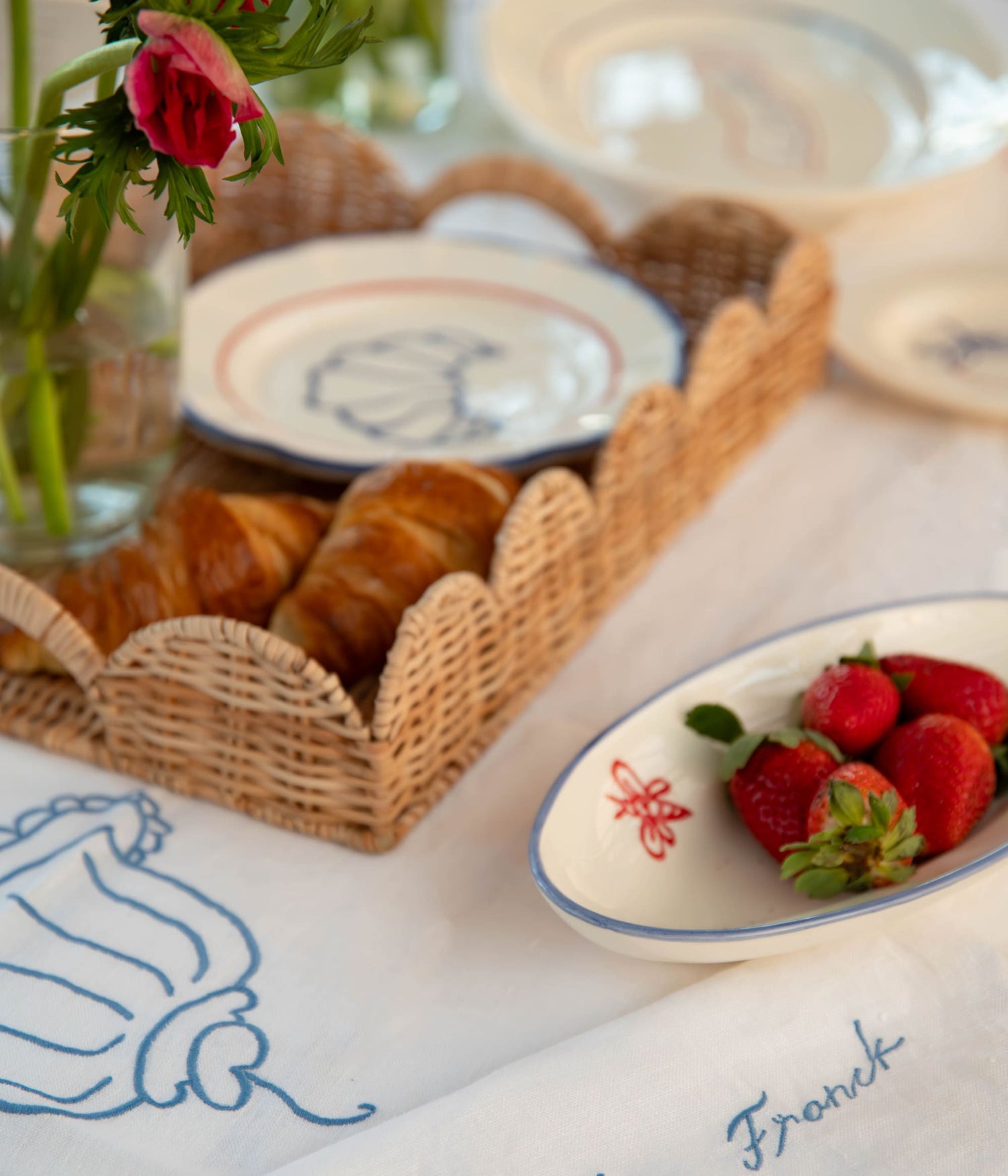 Picnic Small serving plate - Red 26 cm